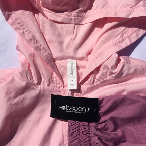 Hooded Light weight Jacket - Picture 4 of 5